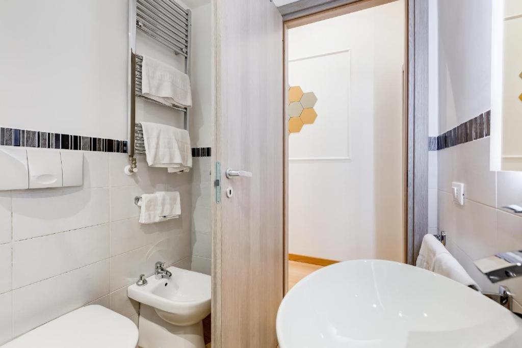 Vatican Prestige Apt By Premium Suites Collection Rzym Zewnętrze zdjęcie